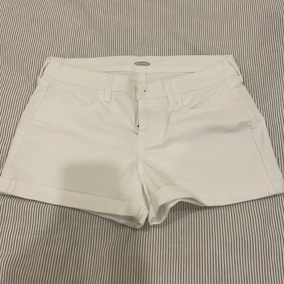 COPY - OLD NAVY: Everyday/ pixie/ white denim shorts x 4 - Picture 8 of 9